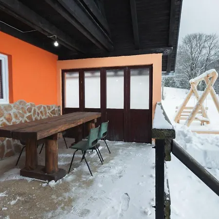 Feriehus Planinska Kuca Oblak *